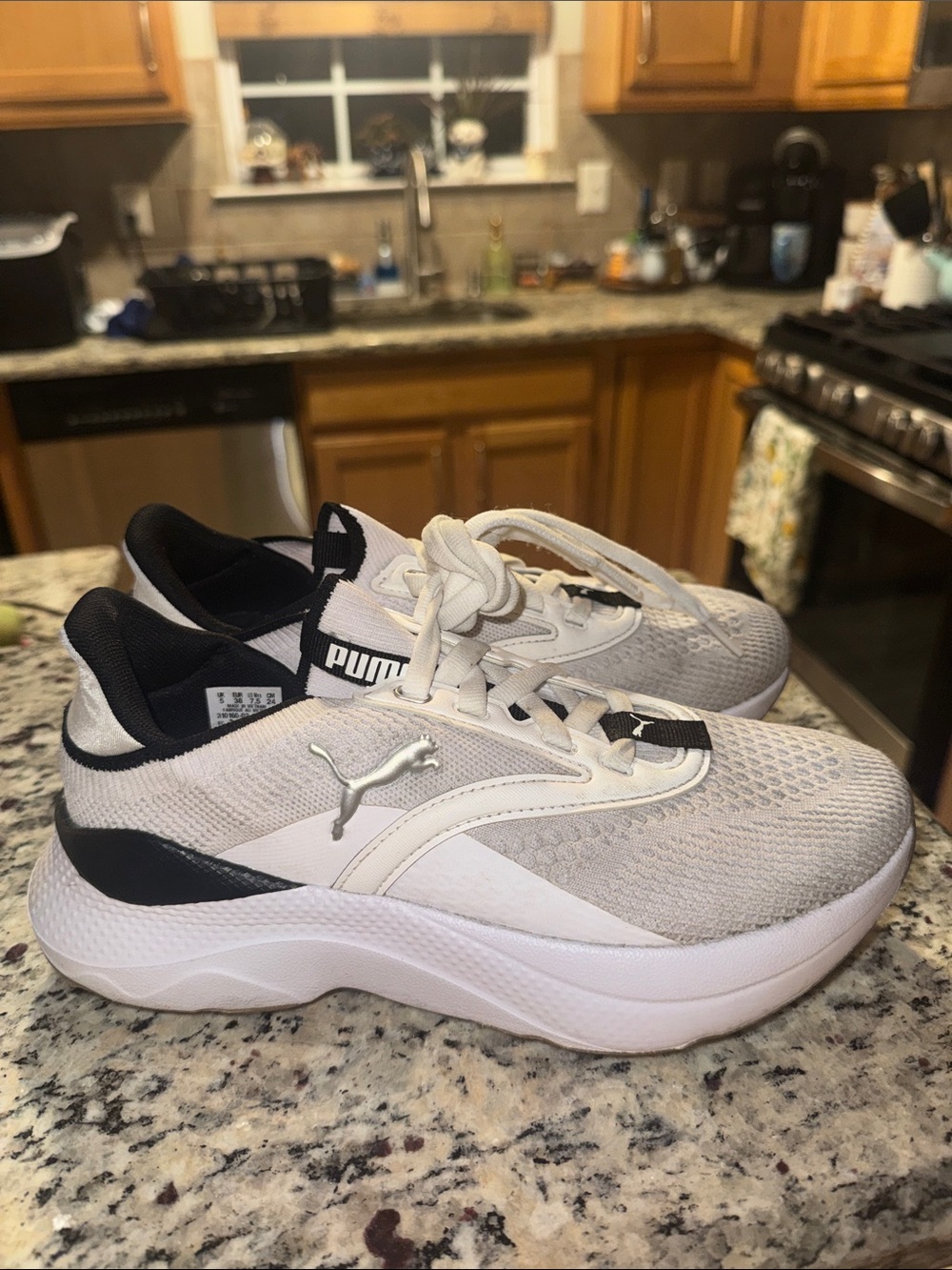 Puma Women’s White & Gray Mesh Sneakers